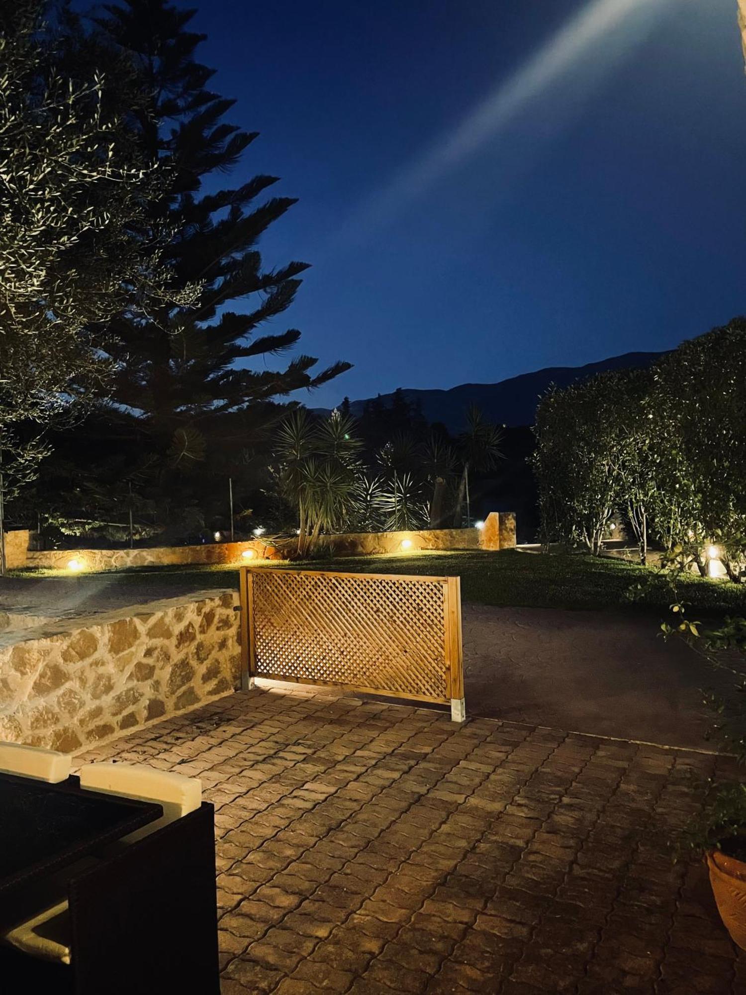 Theros Retreat Spartia  Exterior photo